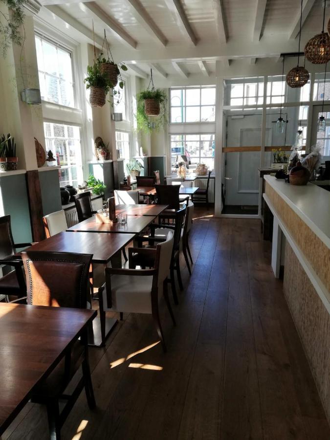 Bed & Brasserie Het Kosthuys Sint-Maartensdijk Exterior foto